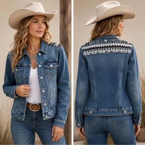 Stetson Denim Trucker Jacket Womens Small Western Southwestern Aztec Embroidered